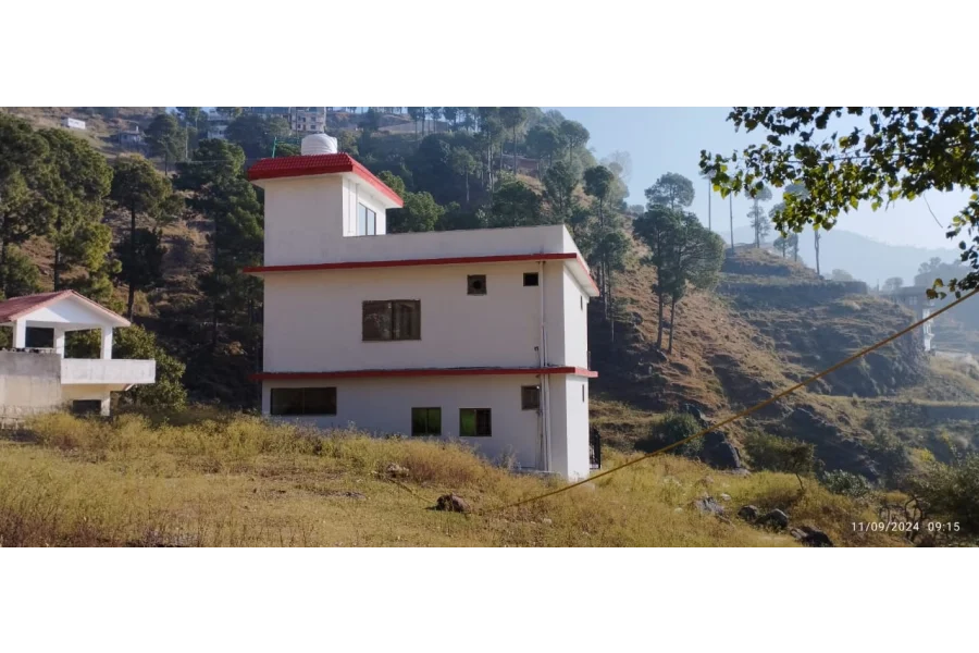 ڈبل یونٹ انڈیپنڈنٹ کارنر ولا