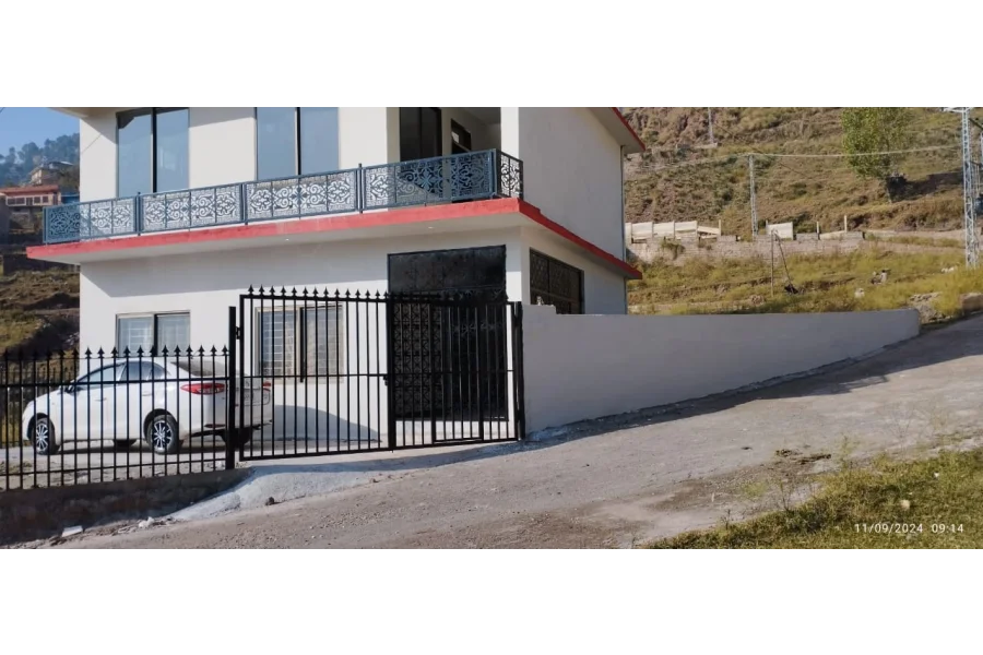 ڈبل یونٹ انڈیپنڈنٹ کارنر ولا