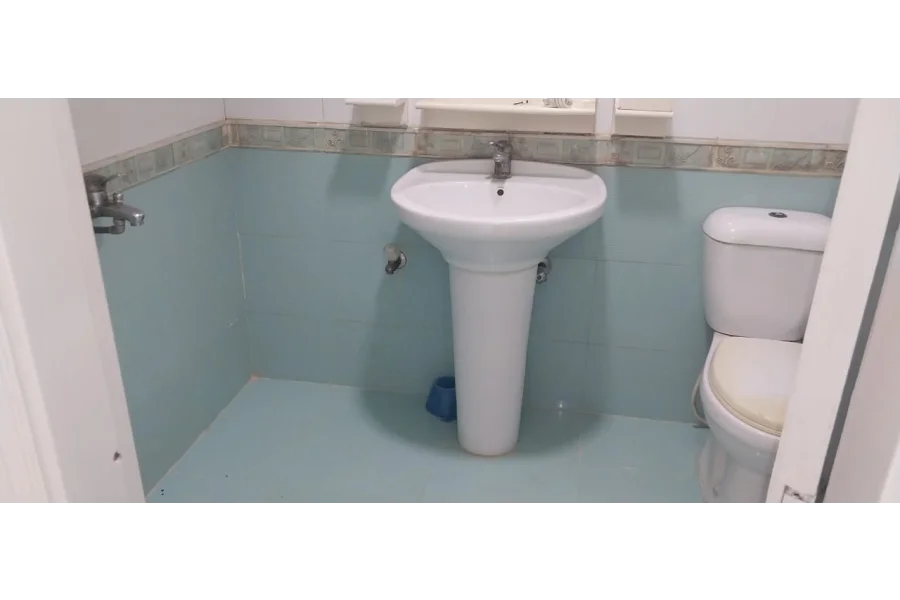 3 Bedroom house for sale in Clifton, Karachi