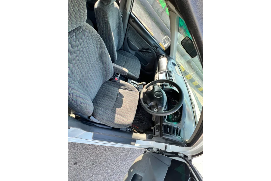 Honda Civic 2001 رجسٹرڈ LHR برائے فروخت