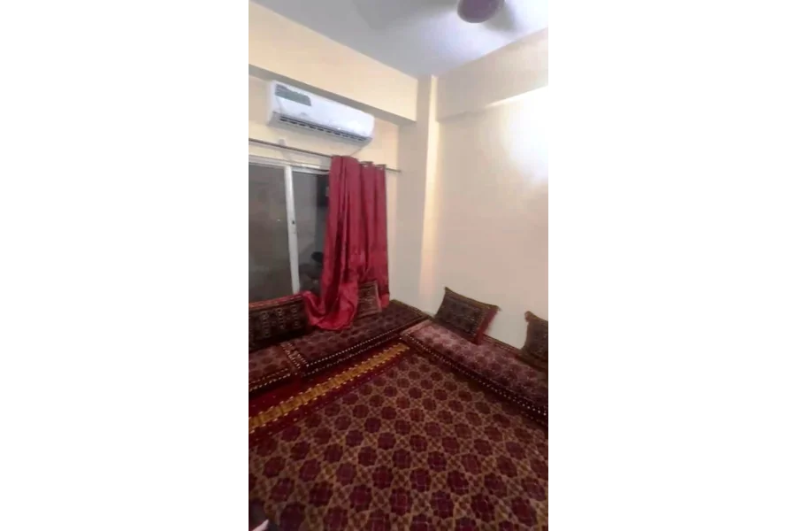 سیف ہائٹس غیر فرنشڈ 3 بیڈ روم والا فلیٹ (1125 مربع فٹ) چیک کریں