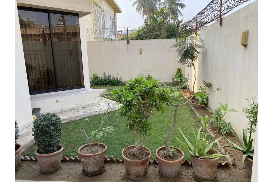 ڈی ایچ اے کراچی میں 512 مربع گز خوبصورت مکان برائے فروخت-0