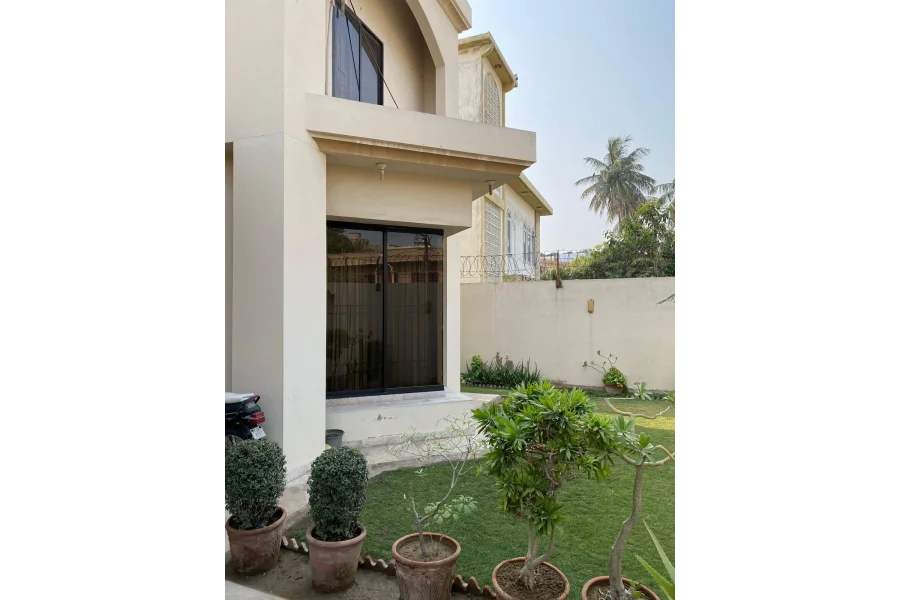 ڈی ایچ اے کراچی میں 512 مربع گز خوبصورت مکان برائے فروخت