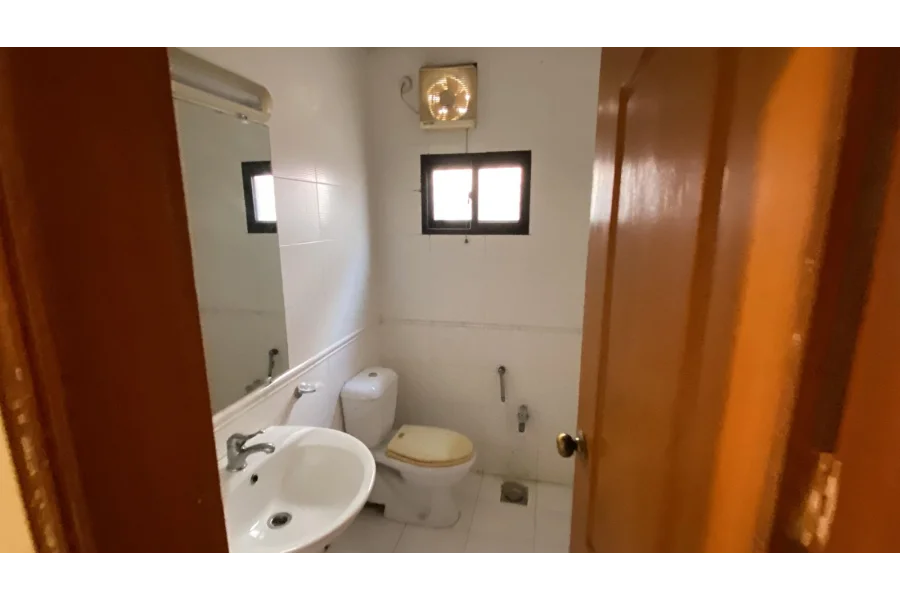 ڈی ایچ اے کراچی میں 512 مربع گز خوبصورت مکان برائے فروخت