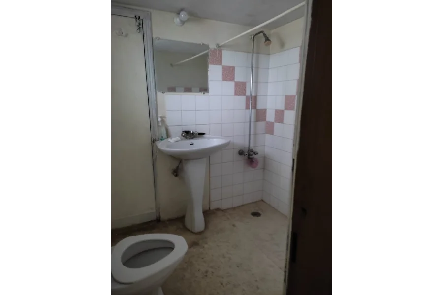 1 Kanal Upper portion for rent  in Peshawar