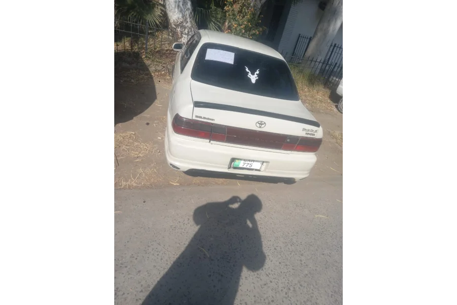 Toyota corolla XE 1998 model for sale