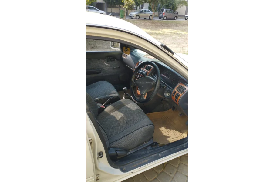 Toyota corolla XE 1998 model for sale