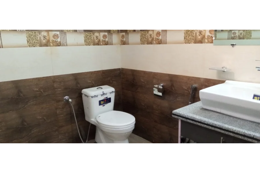 1 kanal double story house for sale