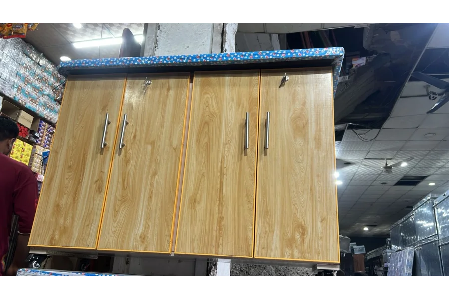 الماریاں کے ساتھ آئرن اسٹینڈ لاک ایبل اسٹوریج کیبنٹ ملٹی کمپارٹمنٹس-0