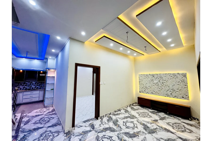 Elegant 4 Marla House for sale