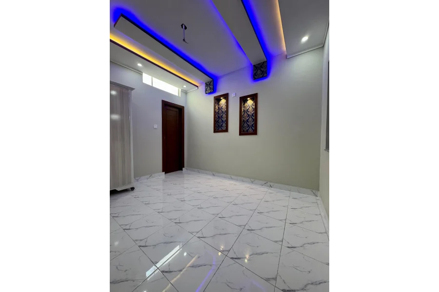 Elegant 4 Marla House for sale