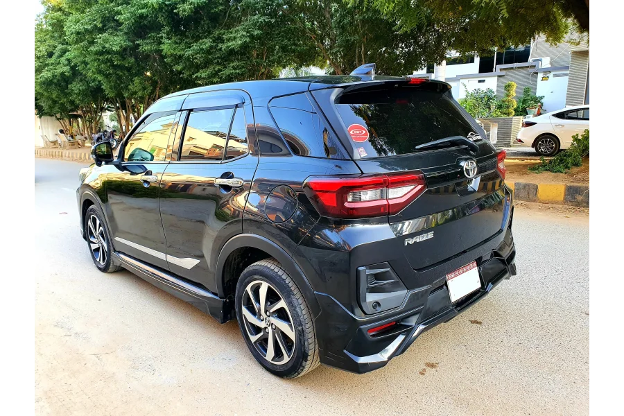 ٹویوٹا رائز ماڈل 2021 برائے فروخت