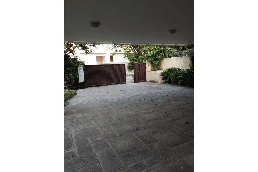 Double story house  2 kanal house for rent