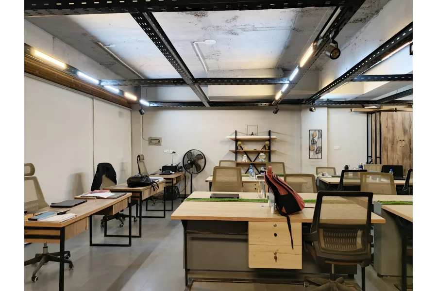 لوئر گراؤنڈ شاپ کرایہ پر