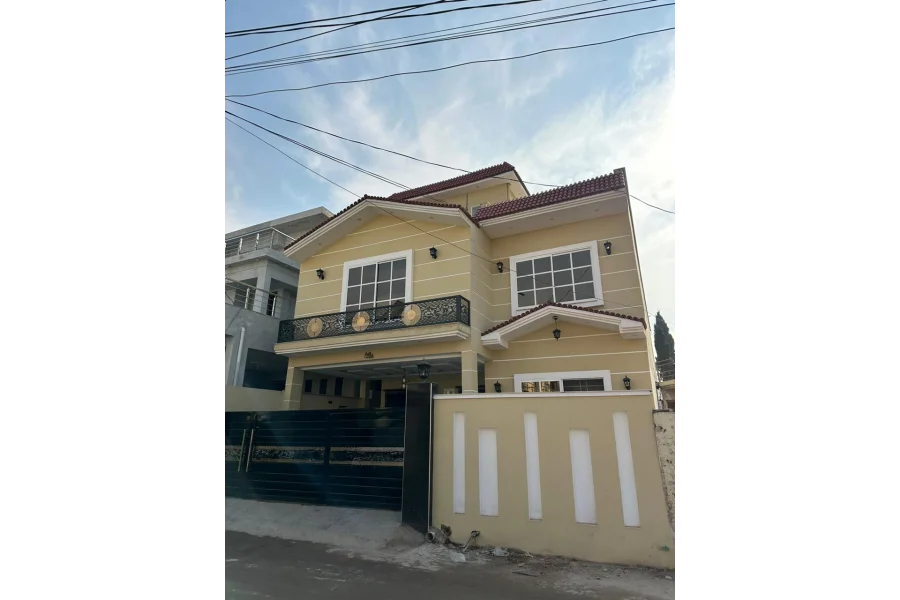 بنی گالہ، اسلام آباد میں 12 مرلہ مکان برائے فروخت-0