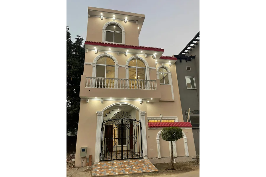 I want to rent out my beautiful house located at ALkabir town phase 2.