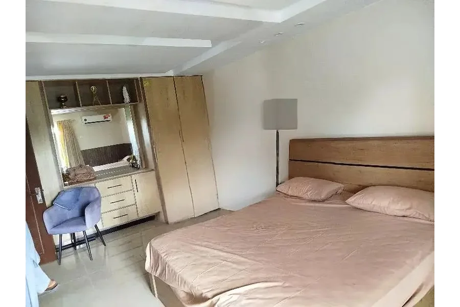 4 Kanal Furnished Farm House for rent