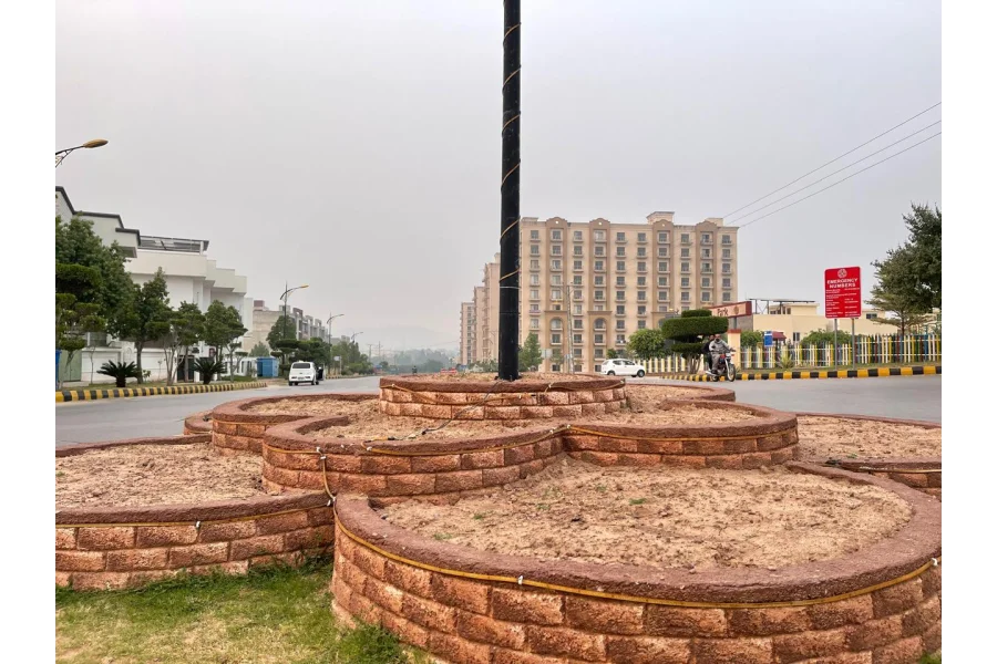 10 marla Plot no 102 for sale