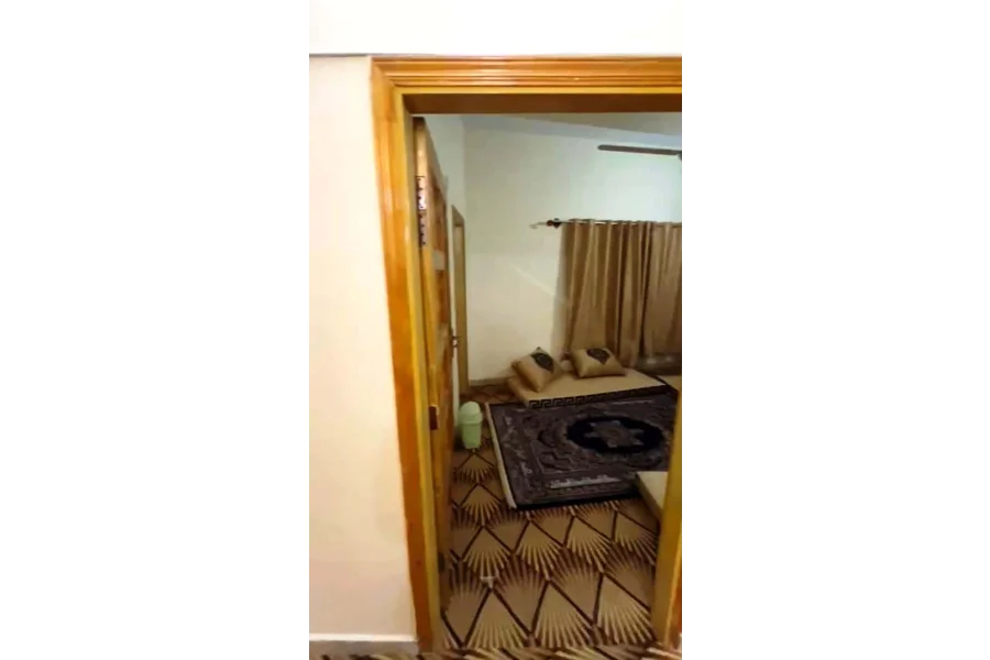 سیف ہائٹس مکمل طور پر فرنشڈ 2 بیڈ روم والا فلیٹ (1175 مربع فٹ) چیک کریں