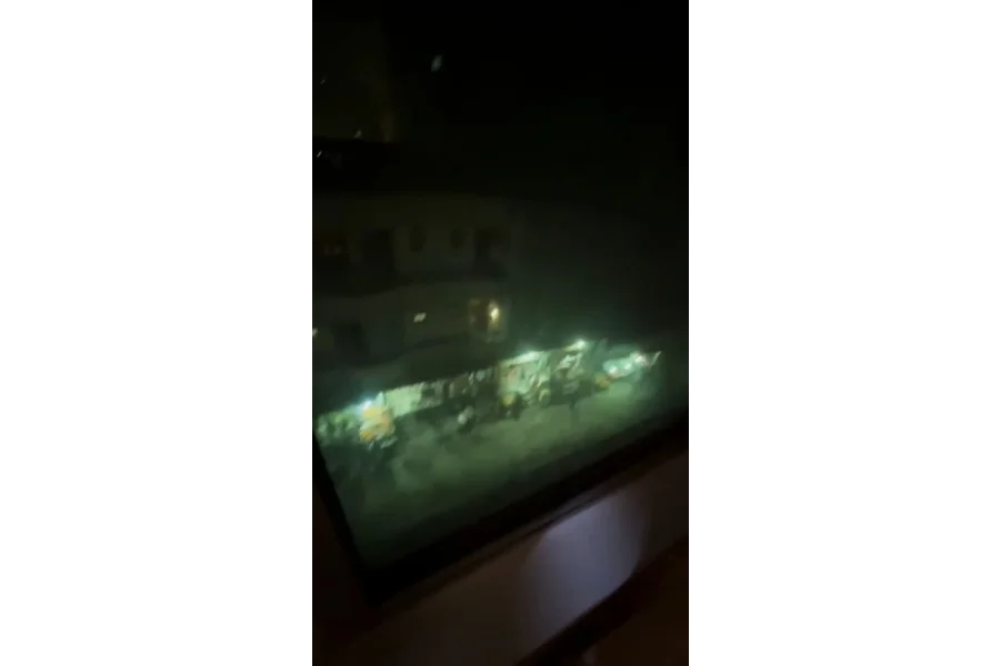 سیف ہائٹس مکمل طور پر فرنشڈ 2 بیڈ روم والا فلیٹ (1175 مربع فٹ) چیک کریں