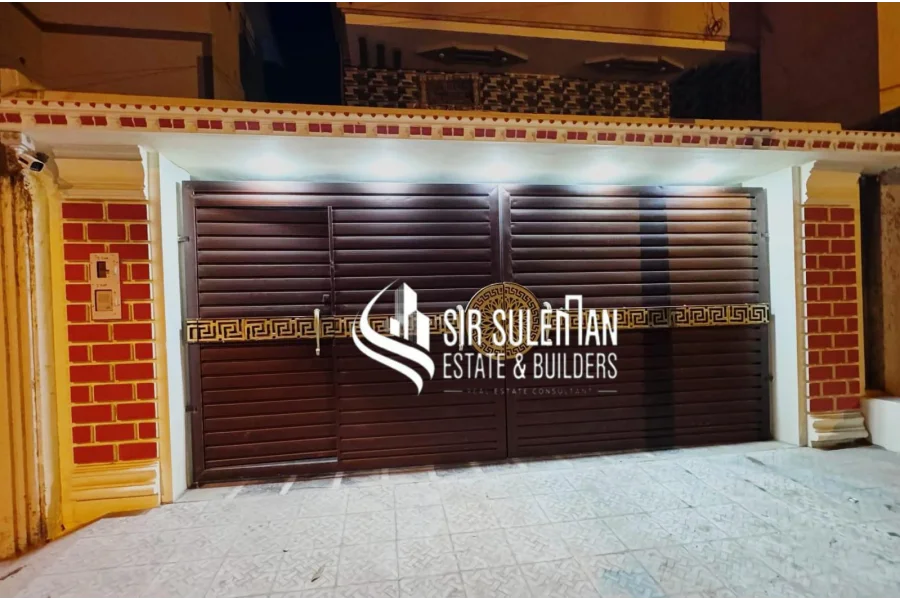 Fully Renovated 4 BED DD 2400 sqft Portion Available For Sale