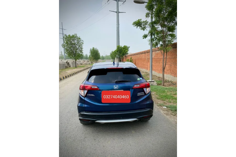 Honda Vezel 2024 Availble for sale