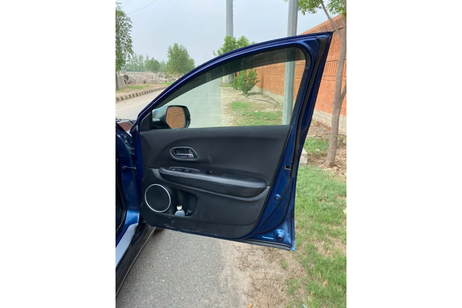 Honda Vezel 2024 Availble for sale