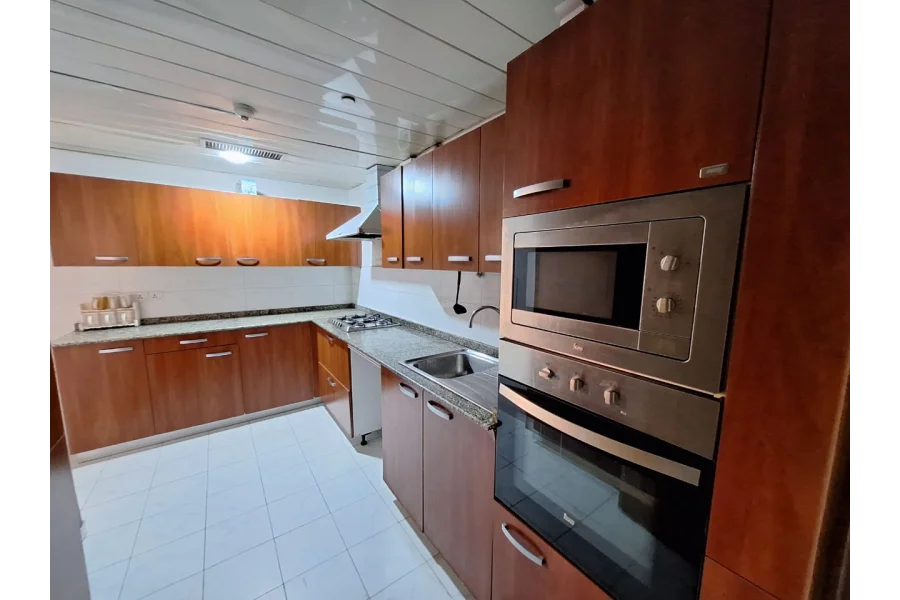 2 bedroom fully furnished apartment for rent