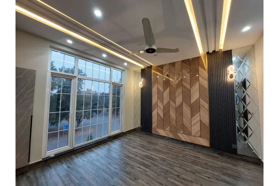 10 marla house for Sale in Bahria Town lahore