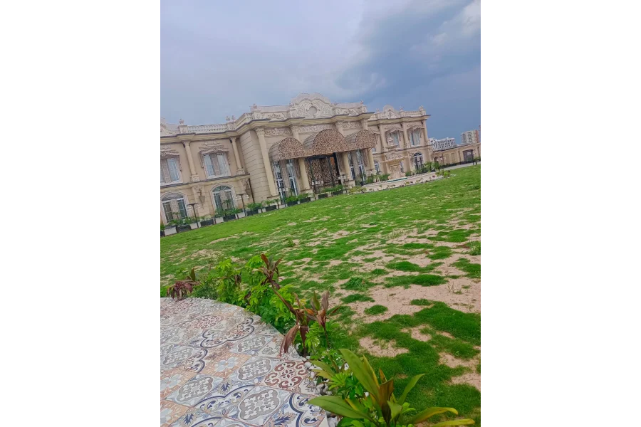 10 kanal Royal Palace for Sale in Gulberg green Islamabad-0