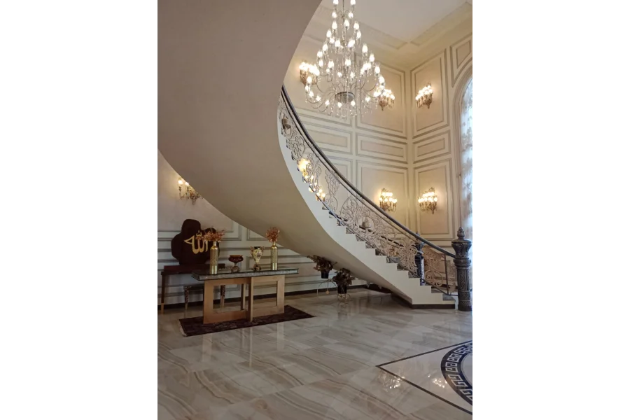 10 kanal Royal Palace for Sale in Gulberg green Islamabad