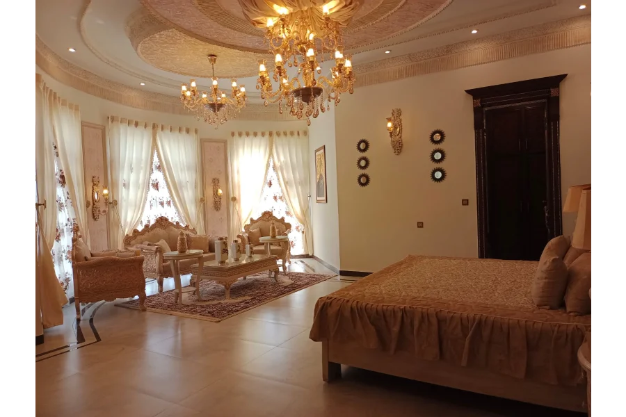 10 kanal Royal Palace for Sale in Gulberg green Islamabad