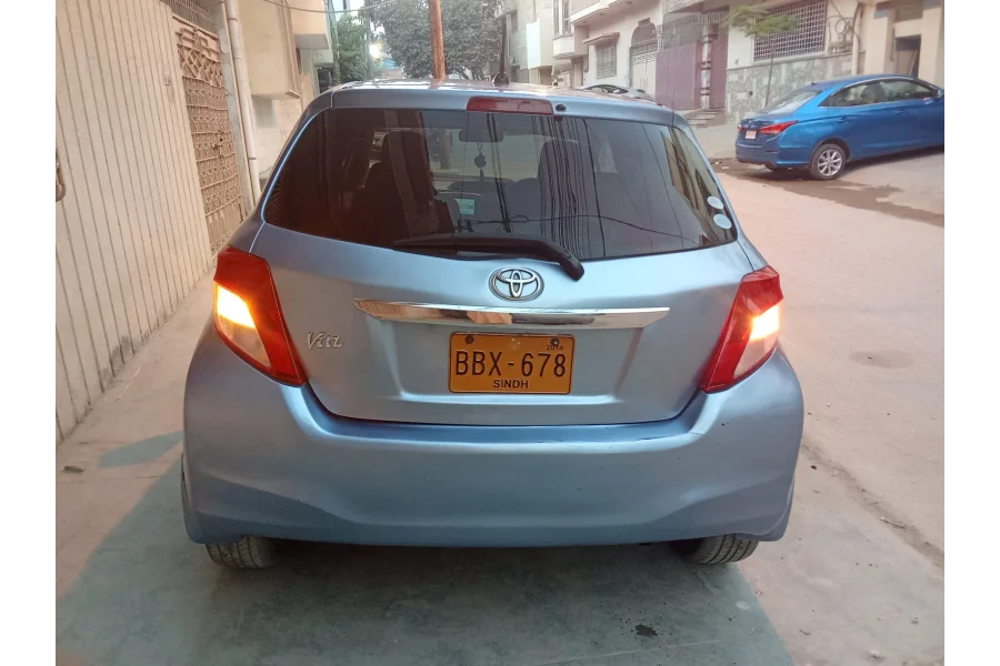 Vitz Third Generation Mod 2011 Reg 2013