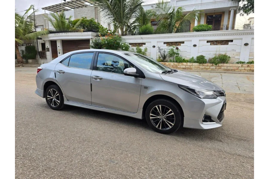 Toyota Corolla Grande X  2021