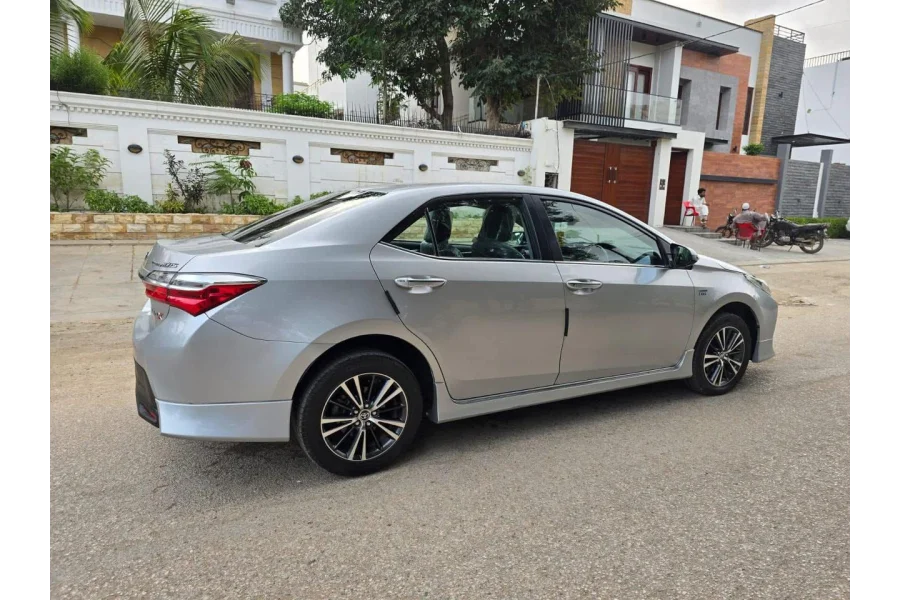 Toyota Corolla Grande X  2021