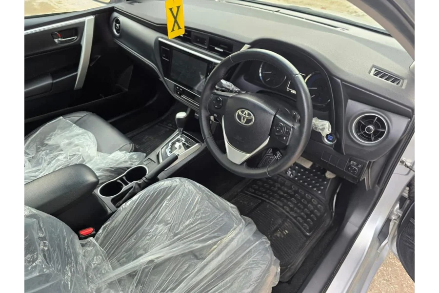 Toyota Corolla Grande X  2021