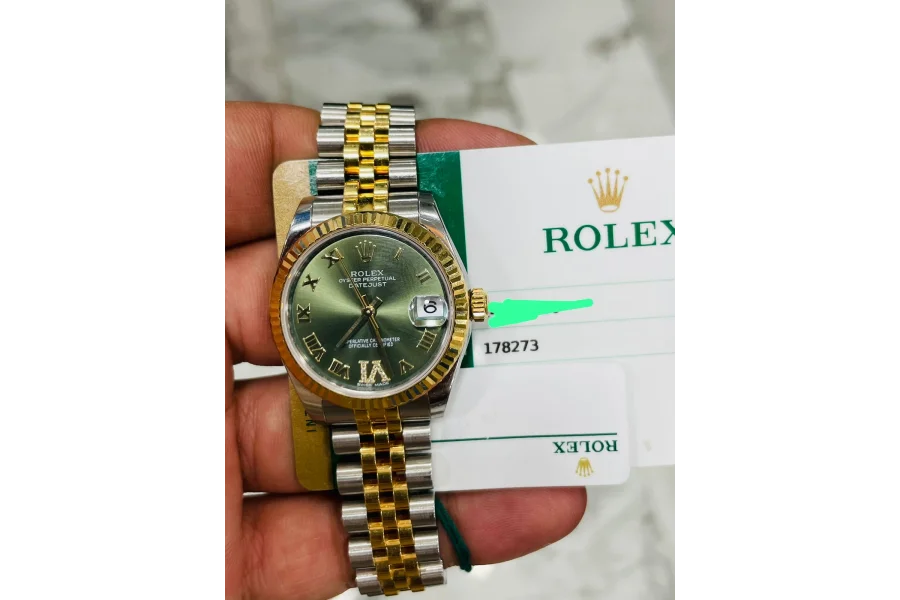 ہم ROLEX OMEGA CARTIER PATEK PIAGET RM IWC ZENITH VC RM Tudor PP خریدتے ہیں