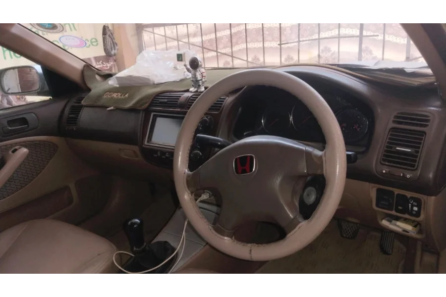 ہونڈا سوک 2003 برائے فروخت