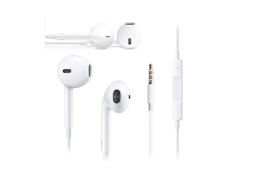 Apple Earpods With Remote And Mic Earphone (MD827LL/A)
