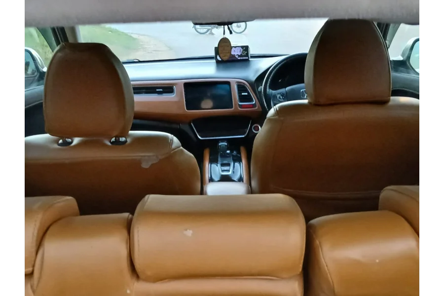 HONDA VEZEL 2015 MODEL  AVAILABLE FOR SALE