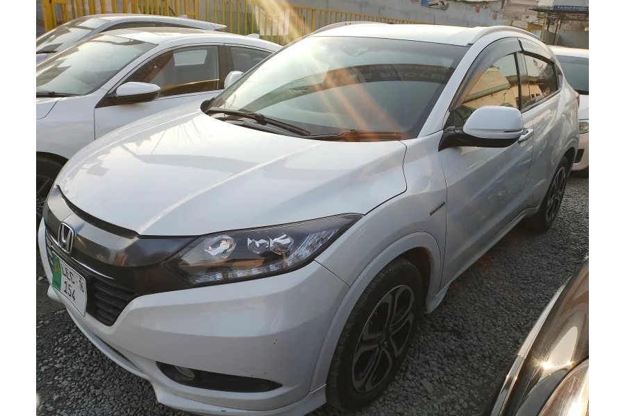 Honda Vezel 2016 for Sale