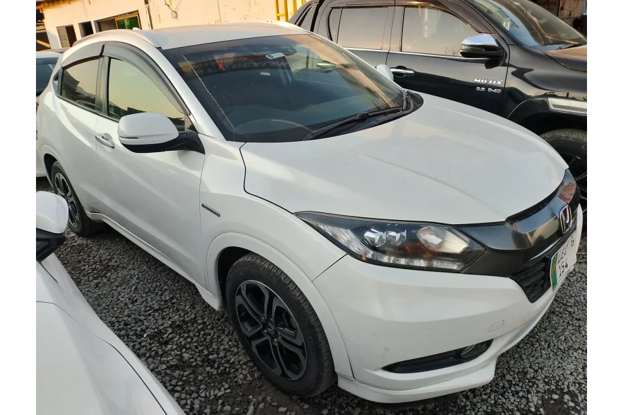 Honda Vezel 2016 for Sale