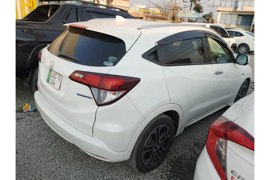 Honda Vezel 2016 for Sale