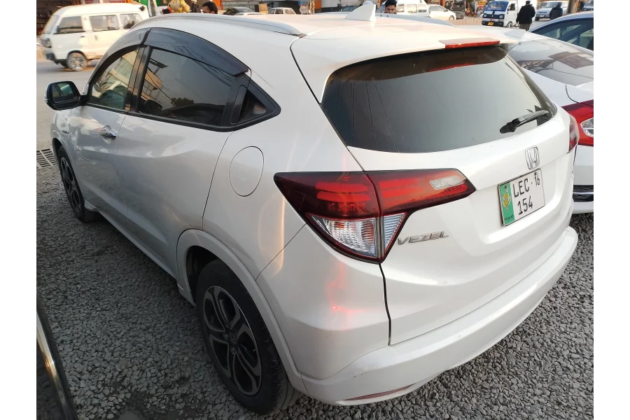 Honda Vezel 2016 for Sale