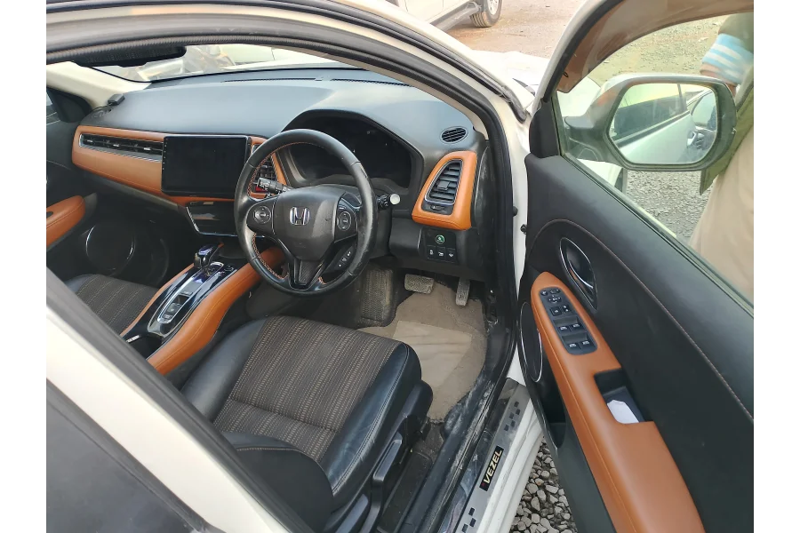 Honda Vezel 2016 for Sale