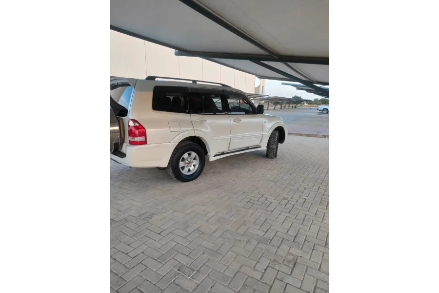 Land Cruiser available on rent