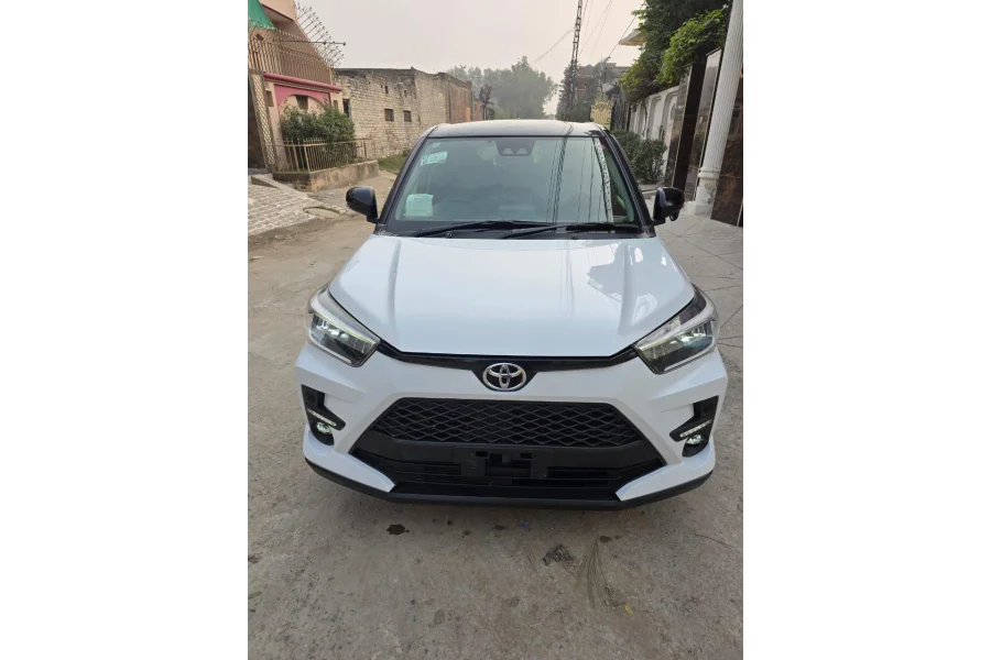 ٹویوٹا RAIZ ورژن 2020 ماڈل فروخت کے لیے دستیاب ہے