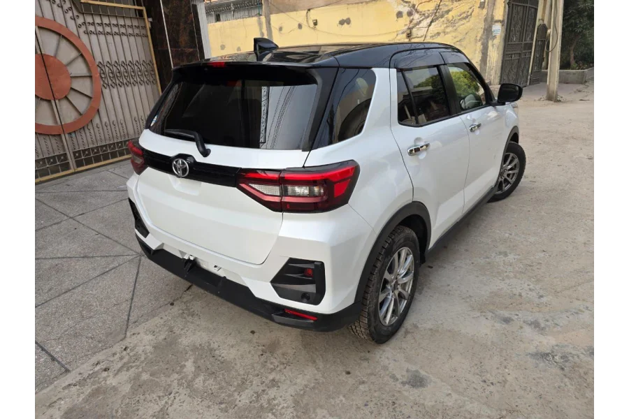 TOYOTA RAIZ VERSION 2020 MODEL AVAILABLE FOR SALE