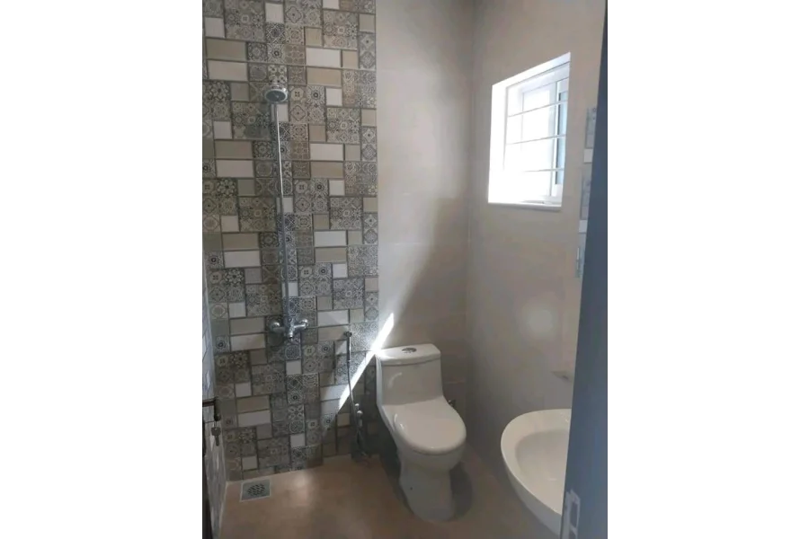 G11 میں مکان برائے فروخت