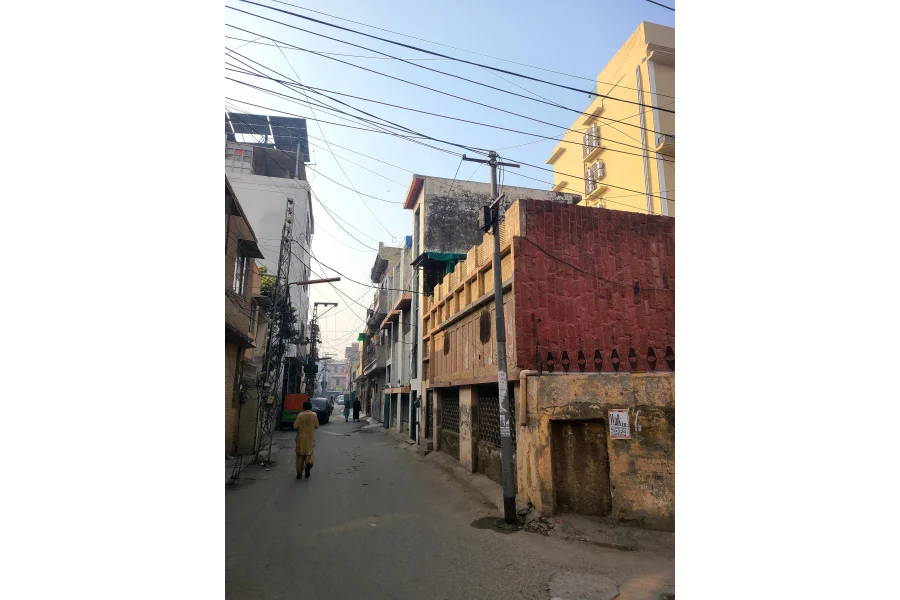 8.5 Marla Prime Location House for Sale Ideal for Commercial Use